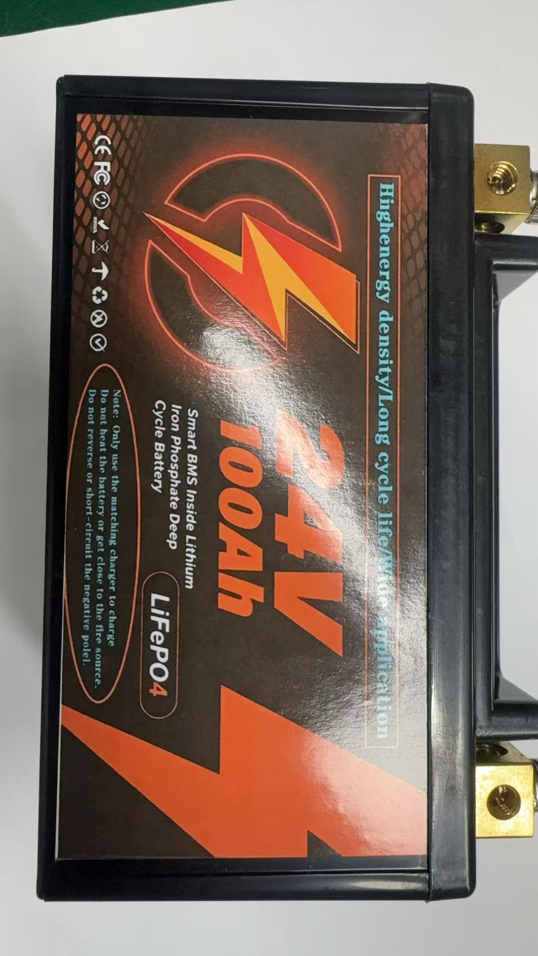 Renewable Energy Stocks - リン酸鉄リチウムイオン電池 12V 100Ah 充電式パック 12.8V 100ah